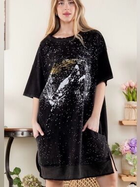 Blue Velvet Wolf Print T-Shirt Dress